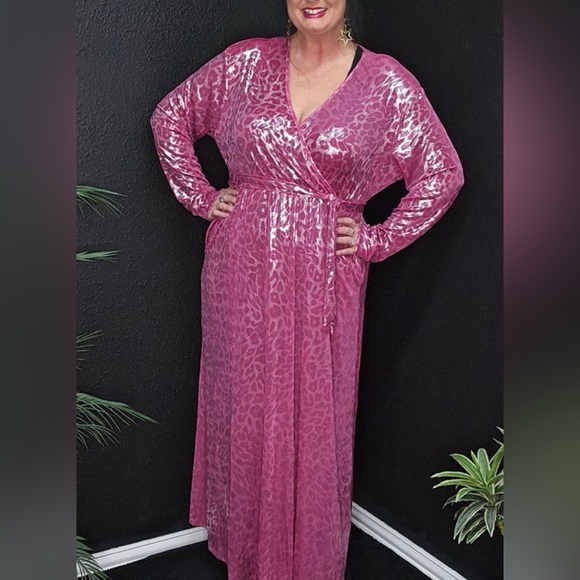 Rebel Raven Dresses & Skirts - Elegant Pink Leopard Metallic Shimmer Maxi Dress